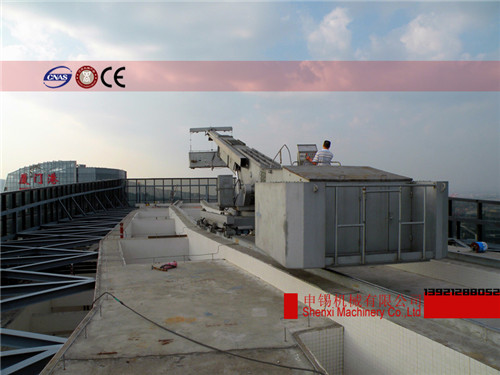 擦窗機(立柱升降式) 擦窗機(立柱升降式)